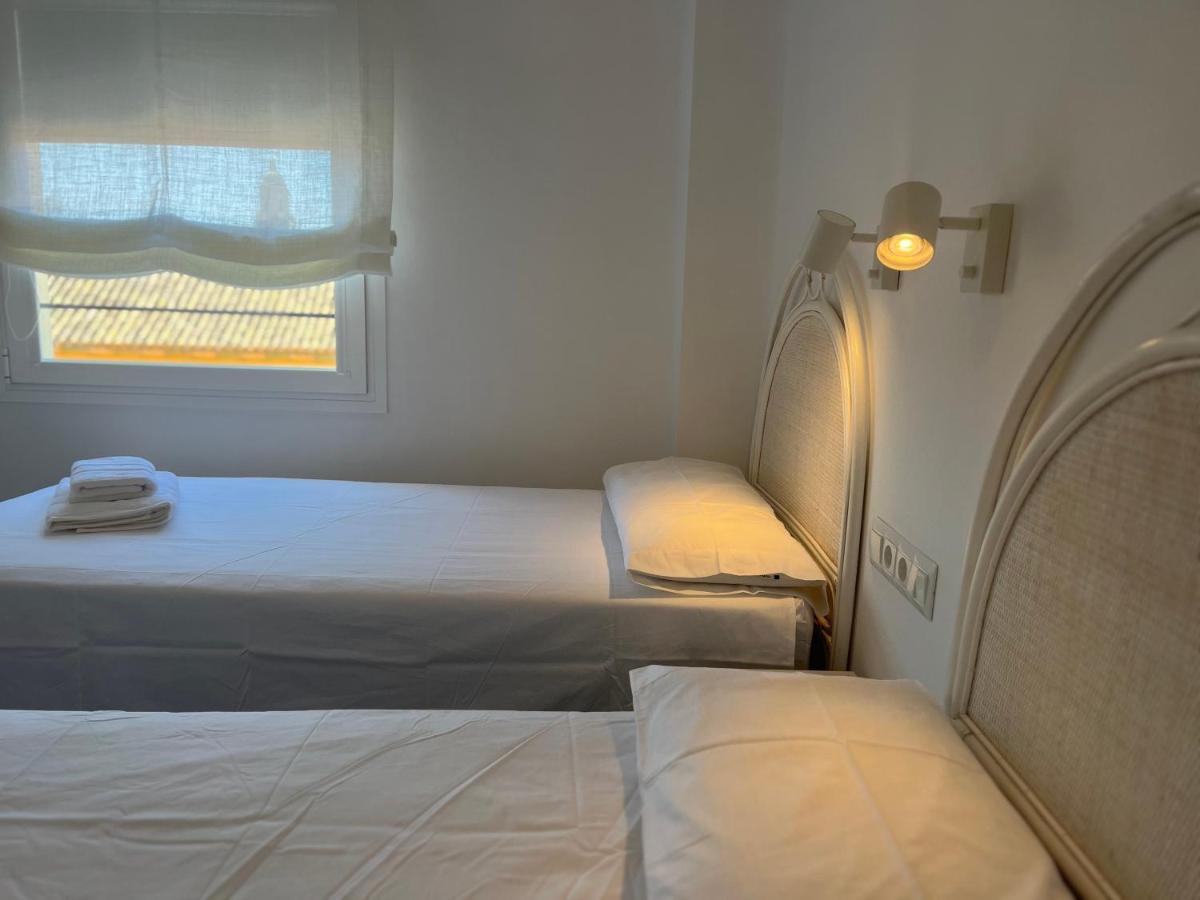 Apartamento Homely Cienfuegos, Plaza De La Merced Con Vistas *